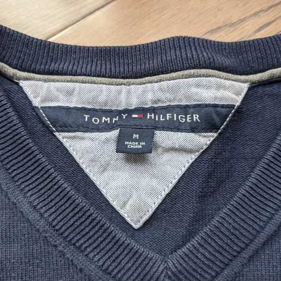 Vintage Blue Tommy Hilfiger V-neck Sweater - Picture 3 of 4